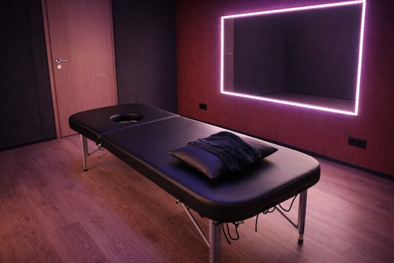 Milking Table Session – Lindom Massage Budapest